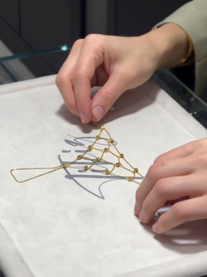 Golden Net Hand Harness