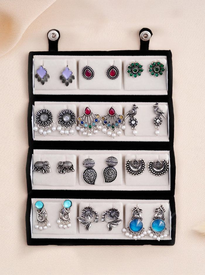 Foldable Velvet Earring Organizer – 16-Pair Ethnic & Boho Earring Set