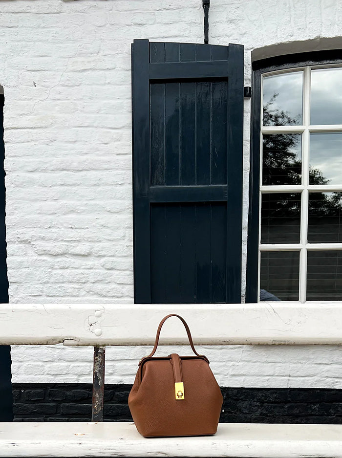 Minimalist Vegan Leather Bag – Tan