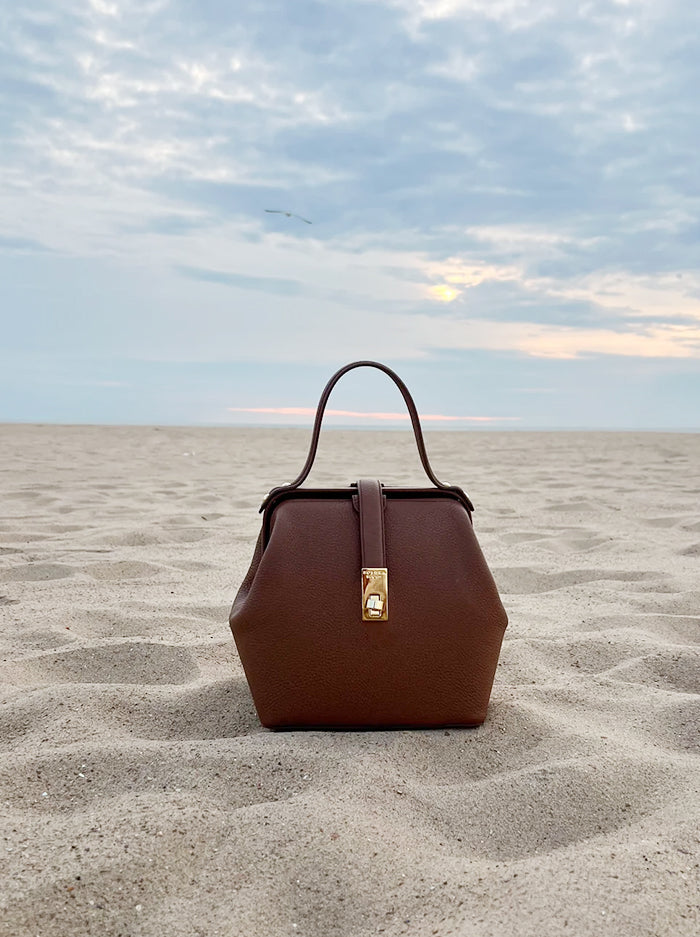 Minimalist Vegan Leather Bag – Tan